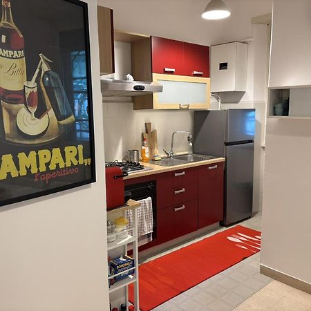 Mama Rooms And Apartment Рим Екстериор снимка